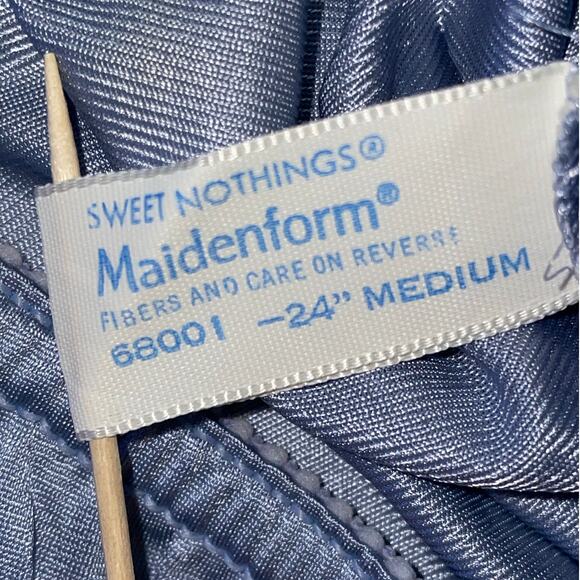 Maidenform Sweet Nothings Blue Lace Embellished Half Slip Small - Picture 7 of 9